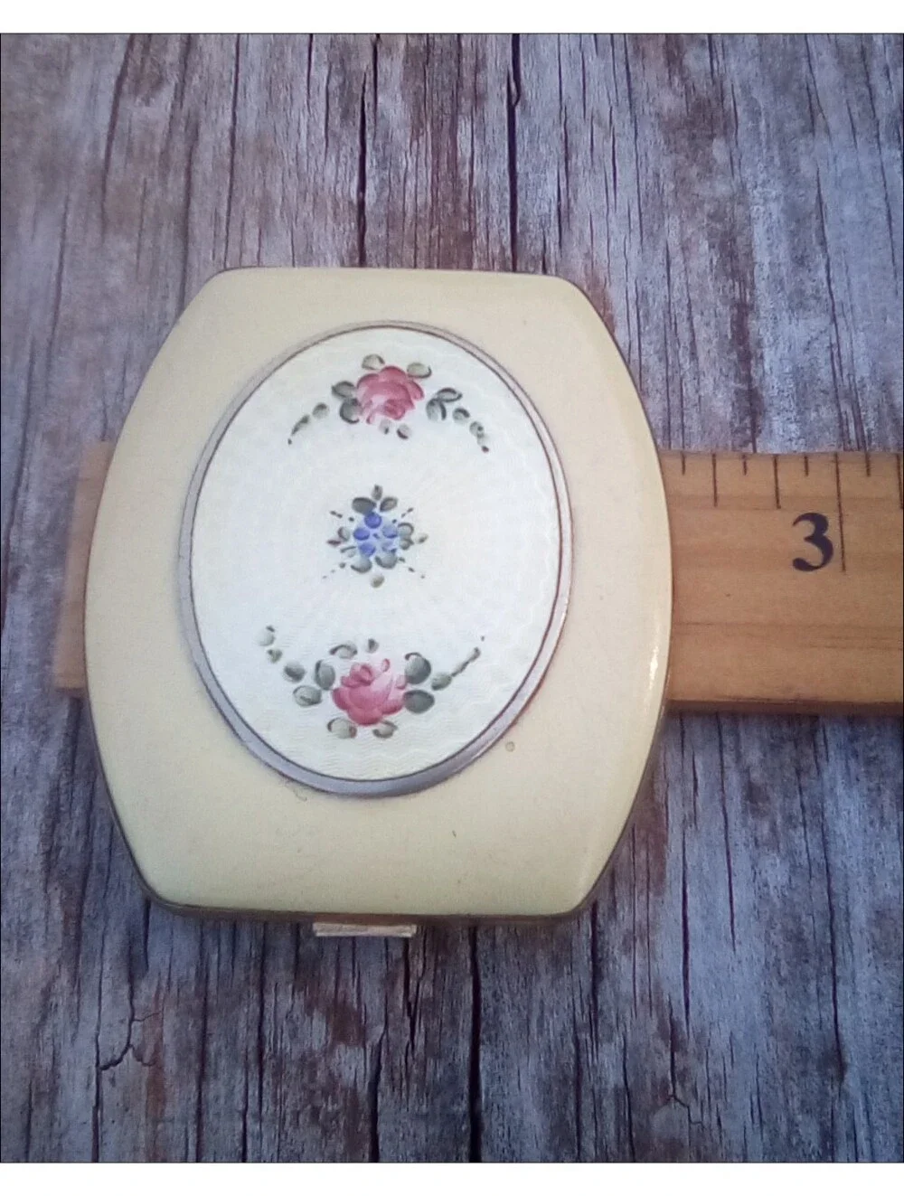 Vintage Floral Powder Compact Mirror Cream Yellow Vanity Case